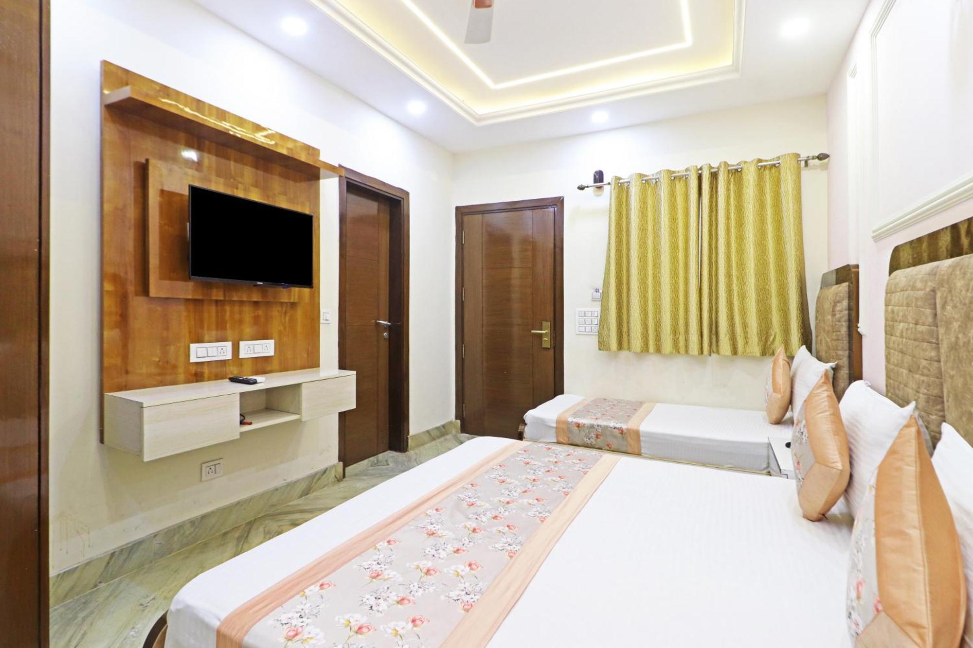 Hotel Samrat Residency 10 Mints Walking Distance Nizamuddin Railway Station Nueva Delhi Exterior foto