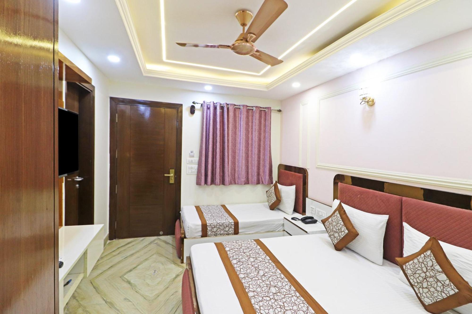Hotel Samrat Residency 10 Mints Walking Distance Nizamuddin Railway Station Nueva Delhi Exterior foto