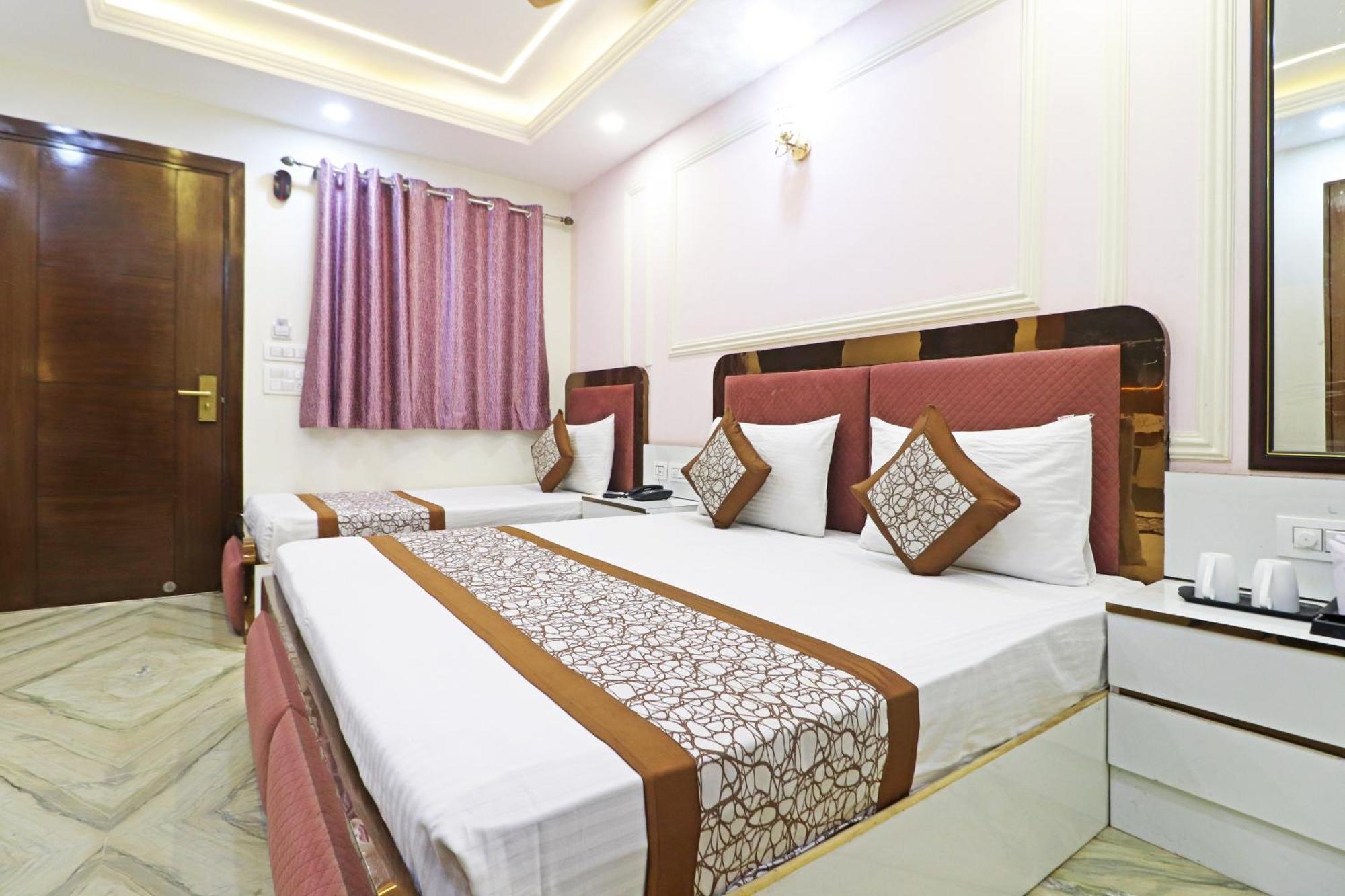 Hotel Samrat Residency 10 Mints Walking Distance Nizamuddin Railway Station Nueva Delhi Exterior foto
