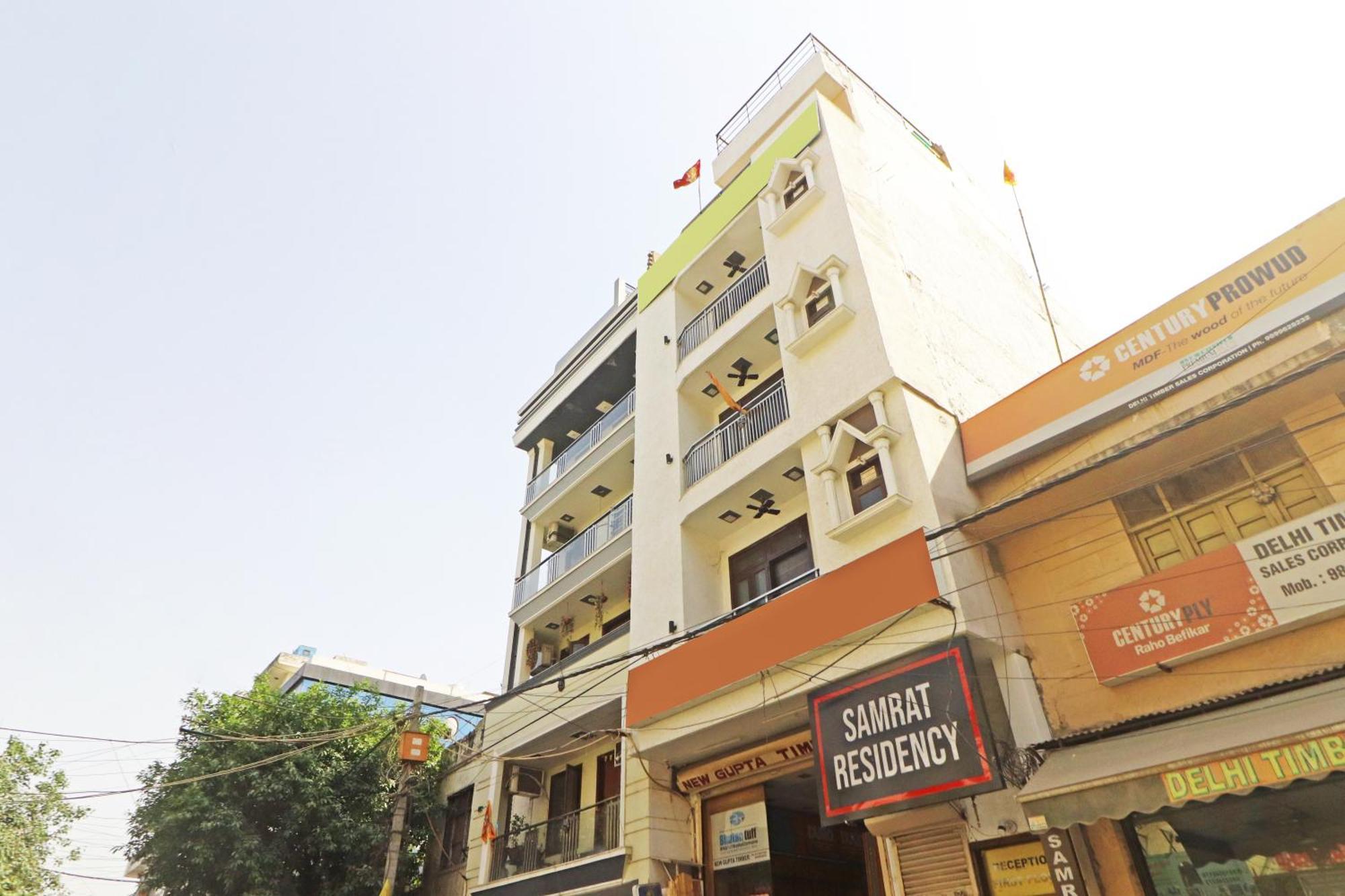 Hotel Samrat Residency 10 Mints Walking Distance Nizamuddin Railway Station Nueva Delhi Exterior foto