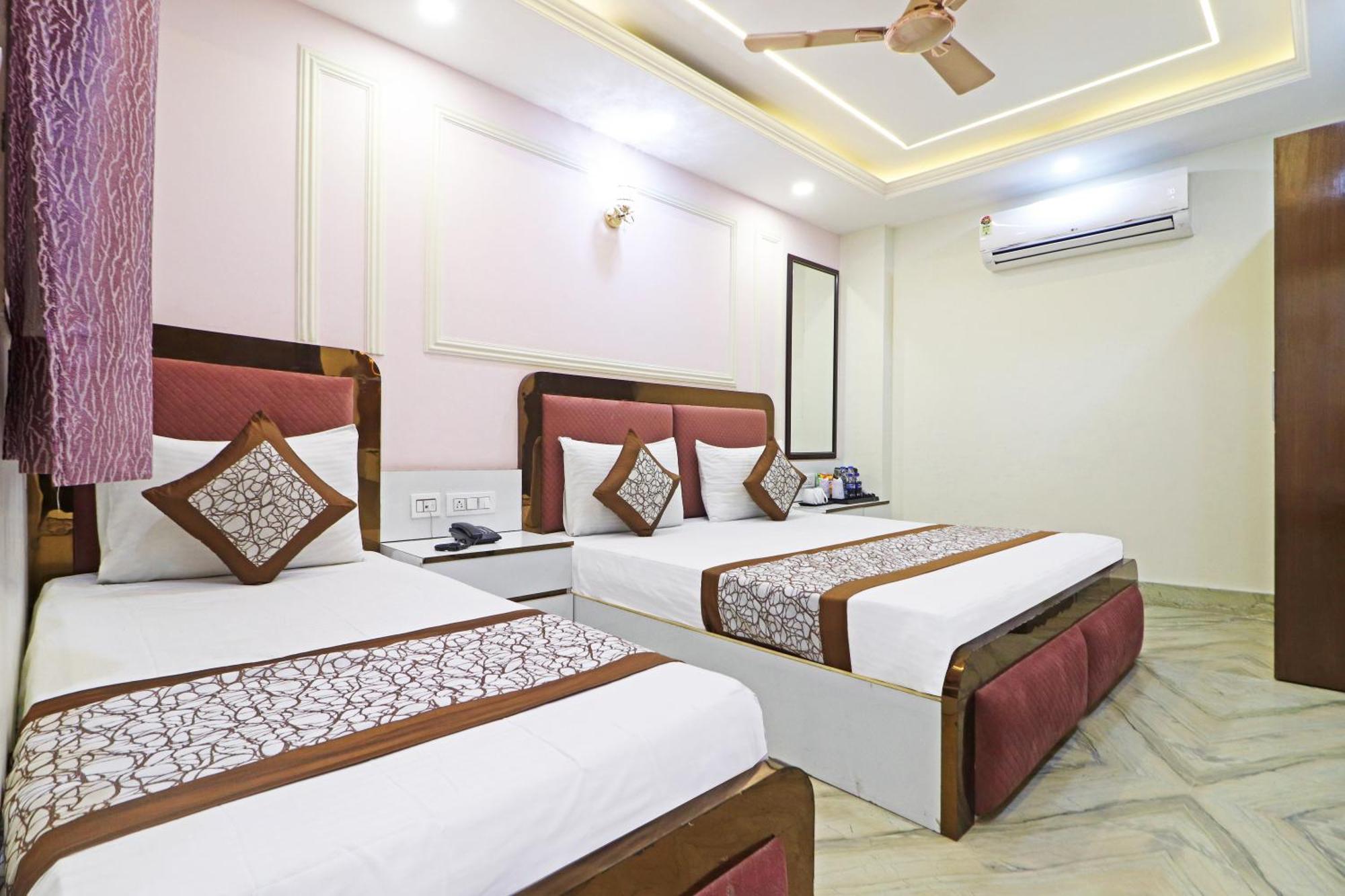Hotel Samrat Residency 10 Mints Walking Distance Nizamuddin Railway Station Nueva Delhi Exterior foto