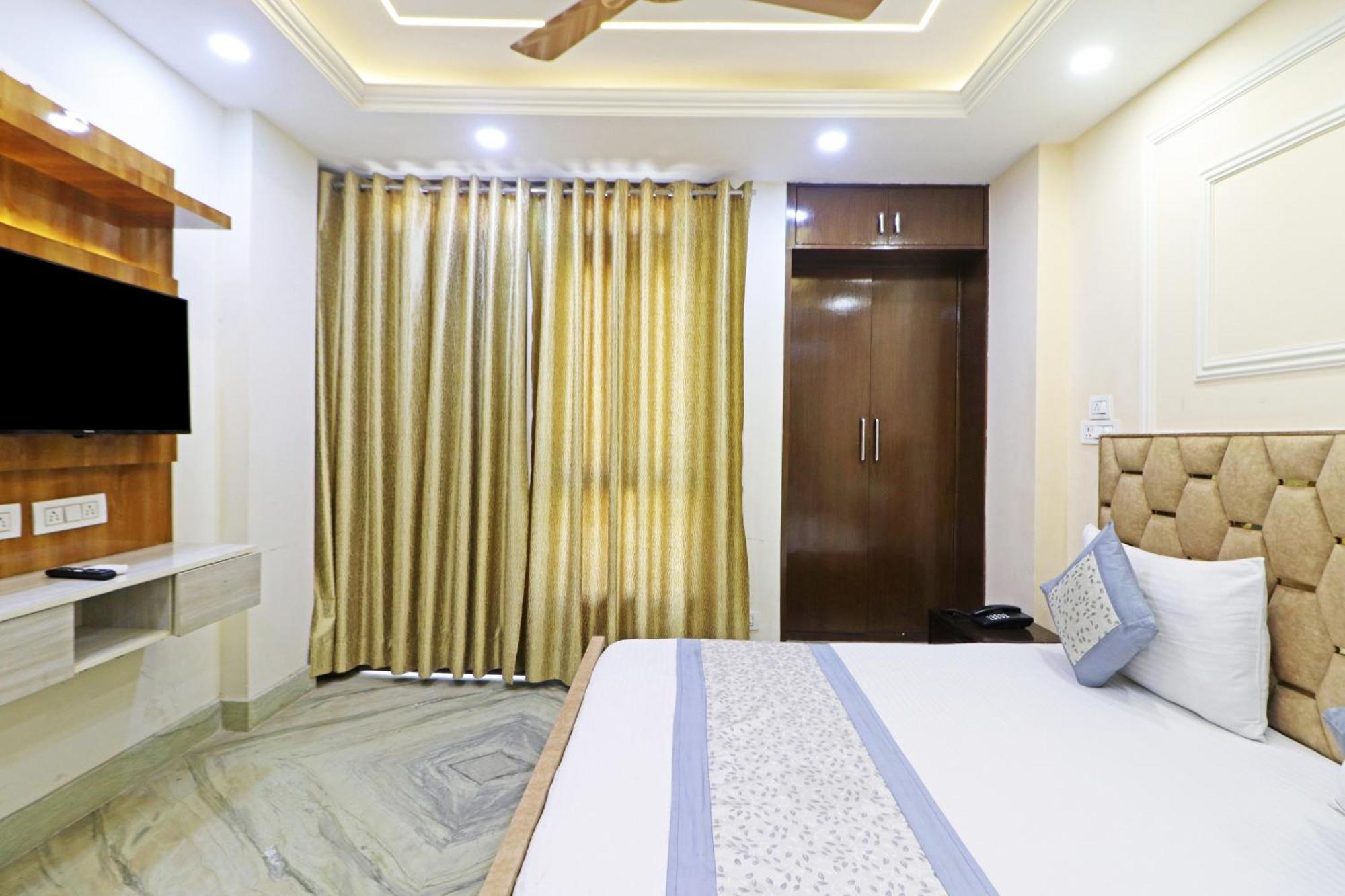 Hotel Samrat Residency 10 Mints Walking Distance Nizamuddin Railway Station Nueva Delhi Exterior foto